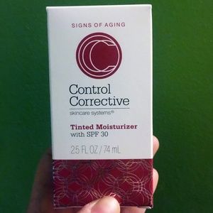 Control Corrective Tinted Moisturizer SPF 30